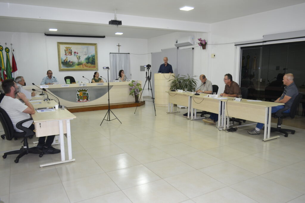 APROVADO PROJETO PARA COMPRA DE RETROESCAVADEIRA 4X4