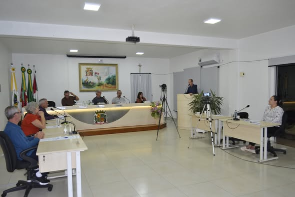 CÂMARA EM DESTAQUE