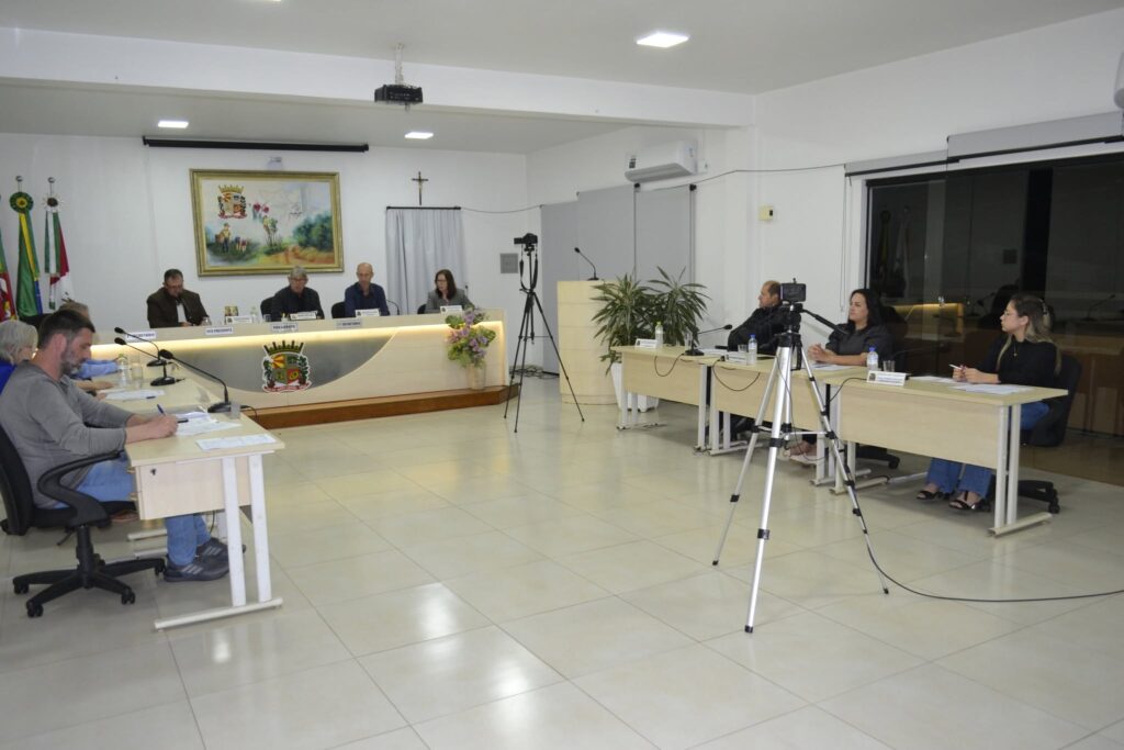 CONTRATAÇÃO DE PROFESSOR PARA SAP APROVADA
